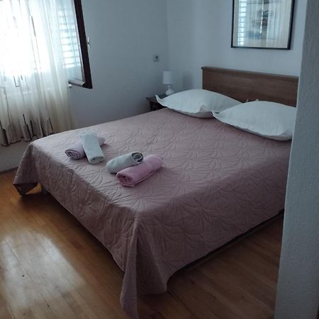 Guest House Gracijana Makarska Exterior photo