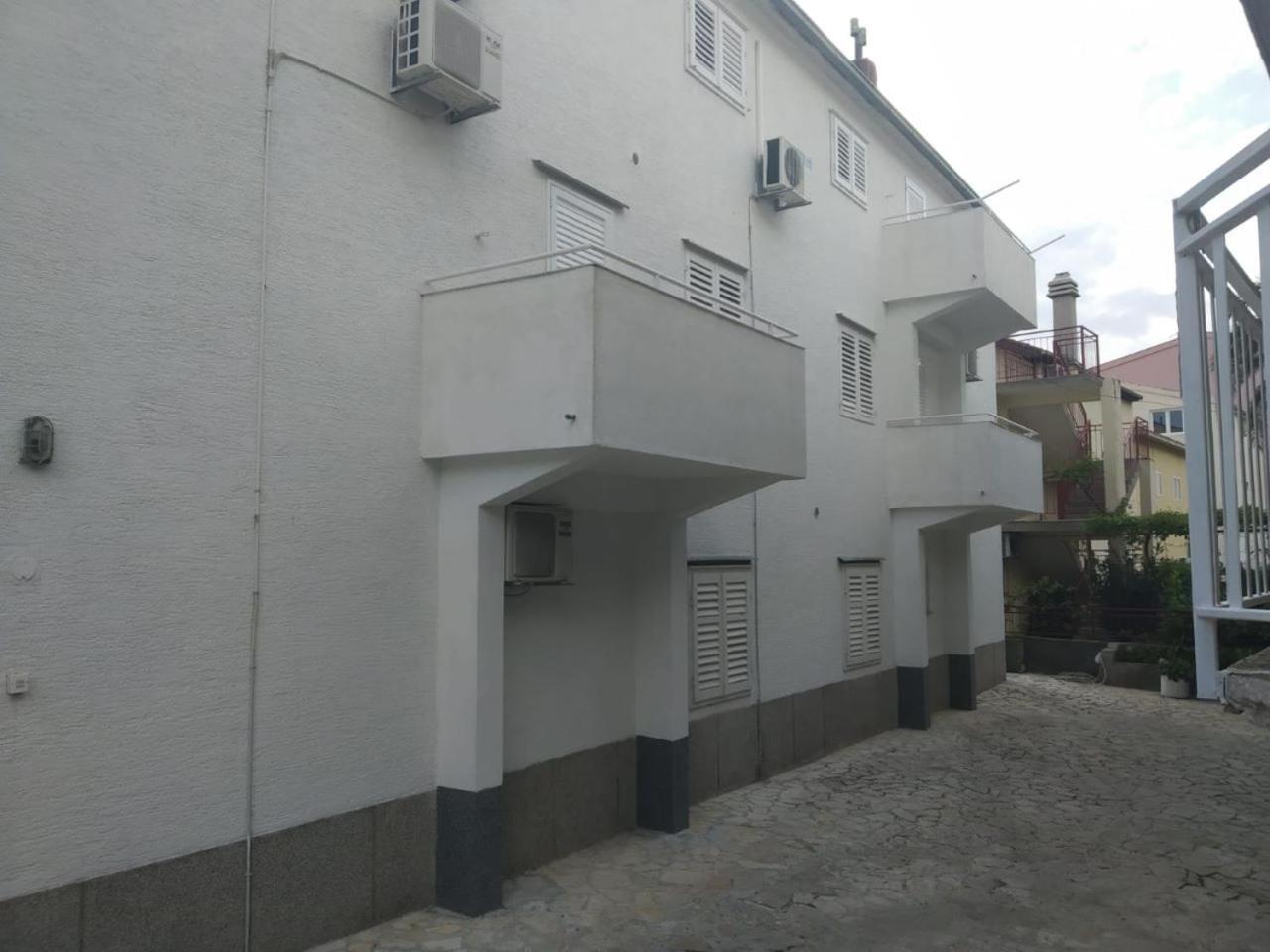 Guest House Gracijana Makarska Exterior photo