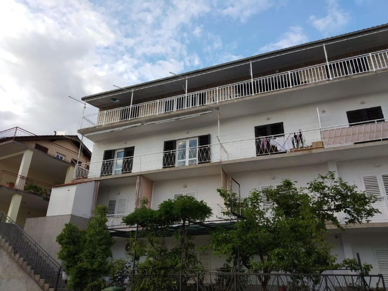 Guest House Gracijana Makarska Exterior photo