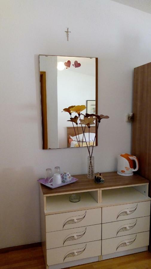 Guest House Gracijana Makarska Exterior photo